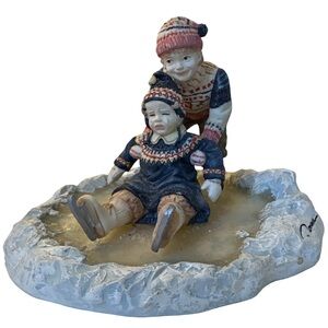 Trisha Romance "Helping Hands" collectible